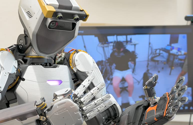 Robotic hands